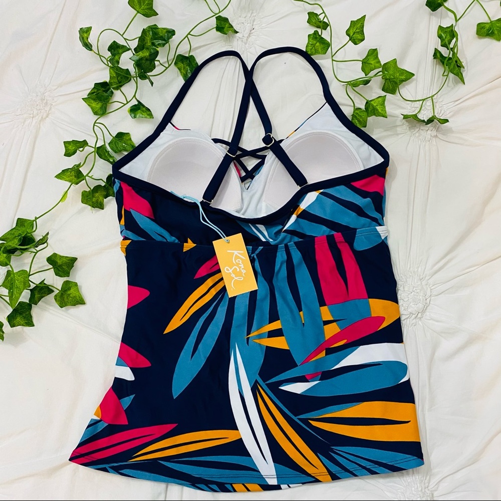 Pattern Swim Top - Picture 6 of 7